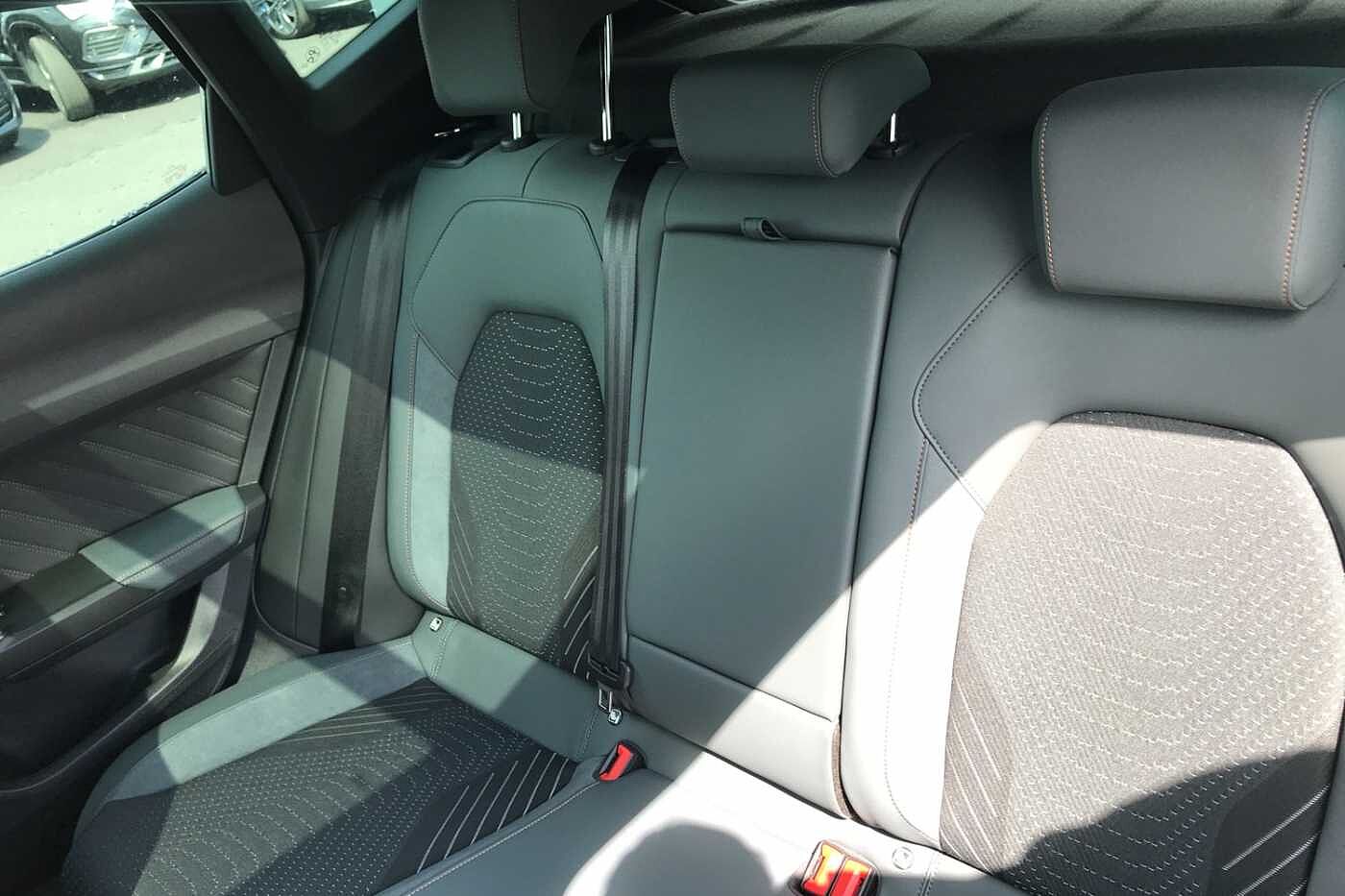 Cupra Formentor 1.5 e-HYBRID(272ps) VZ First Edition DSG